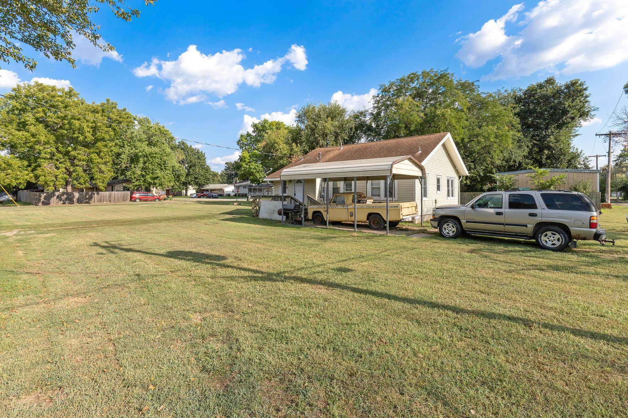 96 N Sedgwick Ave, Haven, KS 67543