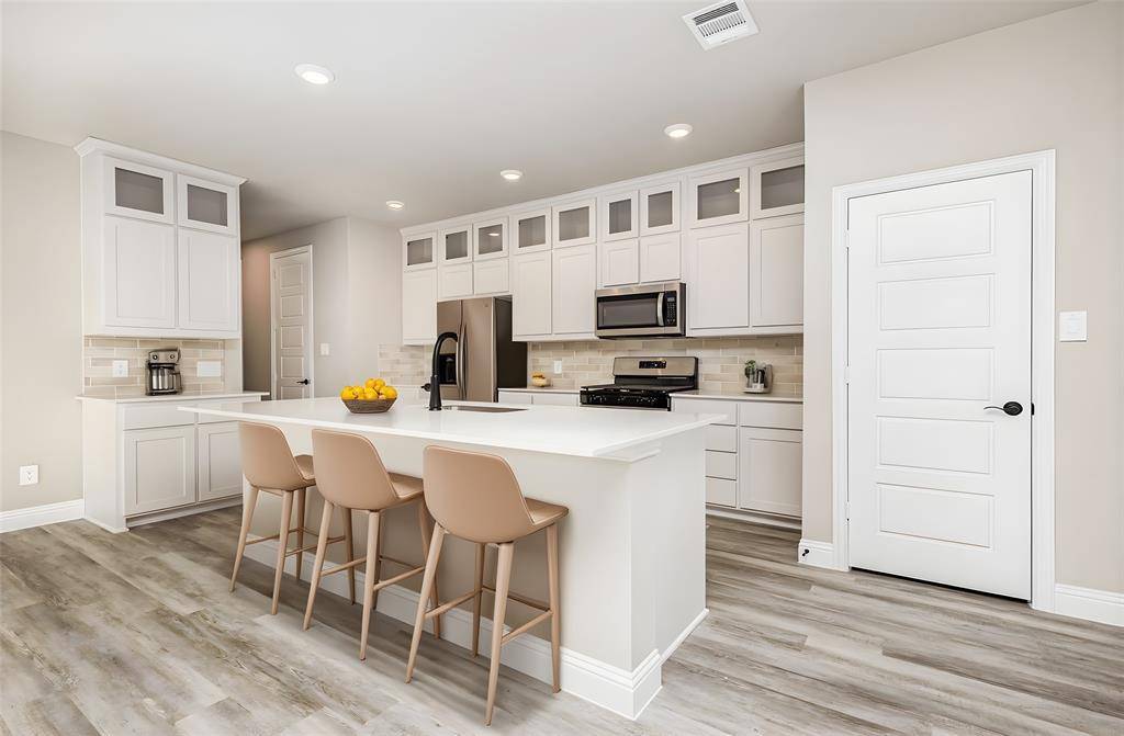 7221 Bayhill Lane, Rowlett, TX 75088