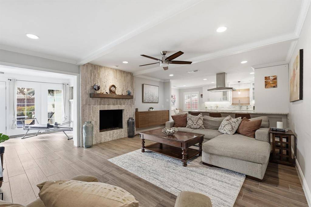 3132 Chapel Downs Drive, Dallas, TX 75229