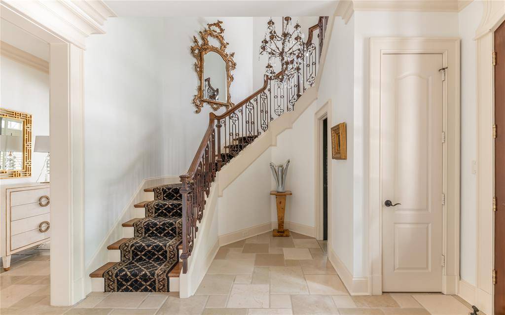 6907 Preston Glen Drive, Dallas, TX 75230