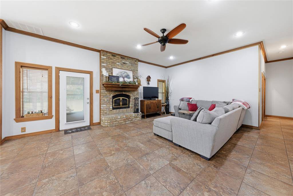 23 Santa Monica Circle, Lucas, TX 75098
