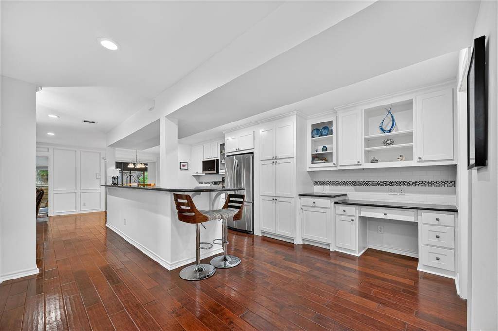 12627 Breckenridge Drive #200, Dallas, TX 75230