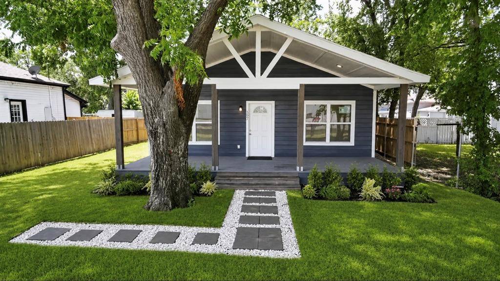 307 S Louisiana Street, Celina, TX 75009