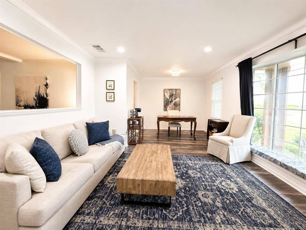 5131 Menefee Drive, Dallas, TX 75227