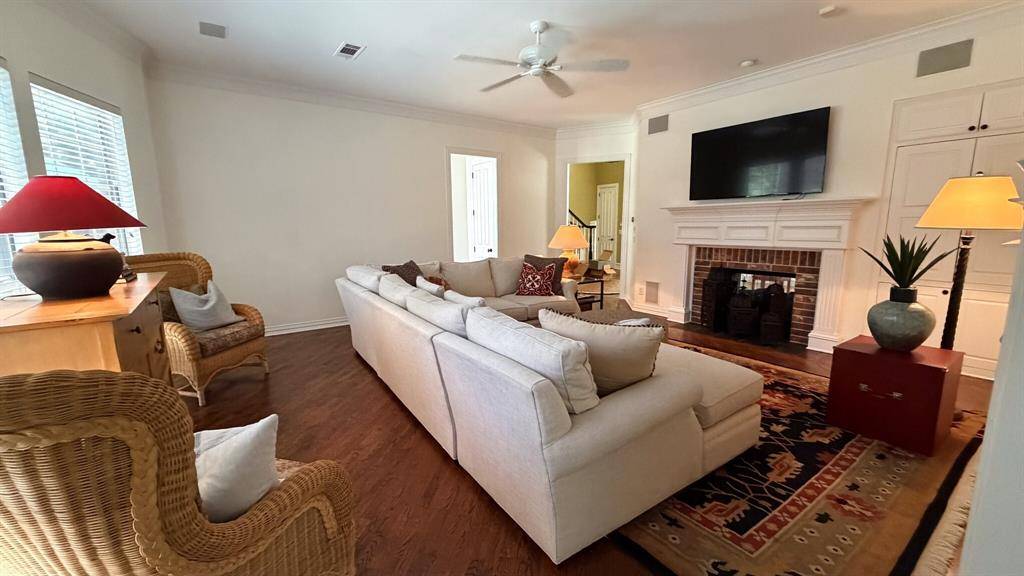 837 Glen Garry Drive, Flower Mound, TX 75022