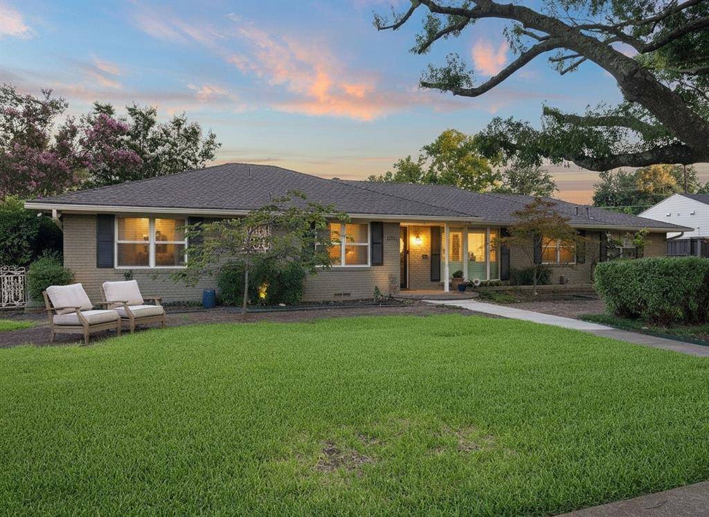 807 Clearwater Drive, Richardson, TX 75080