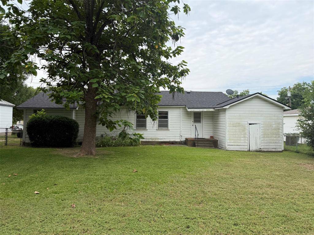 319 Shenandoah Street, Marlin, TX 76661
