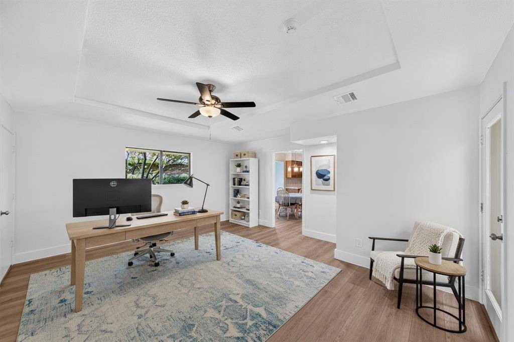 1924 Vera Cruz Drive, Carrollton, TX 75010
