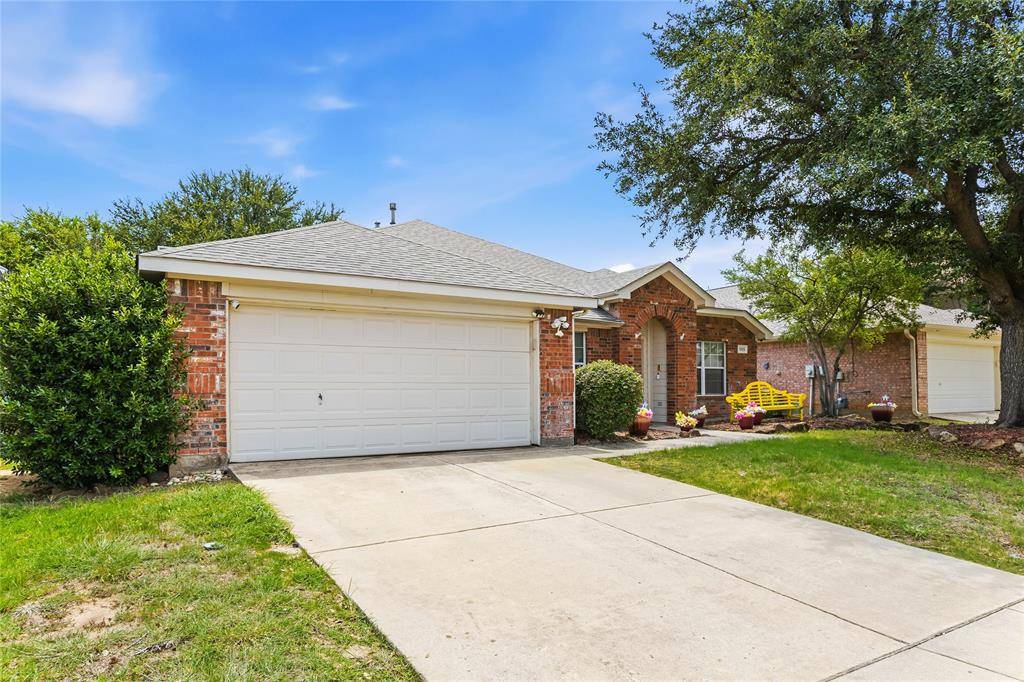 1320 Cattle Crossing Drive, Fort Worth, TX 76131