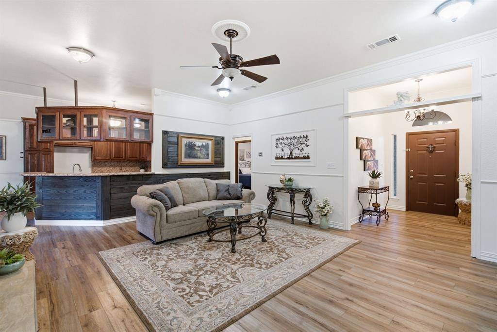124 Sanchez Creek Court, Weatherford, TX 76088