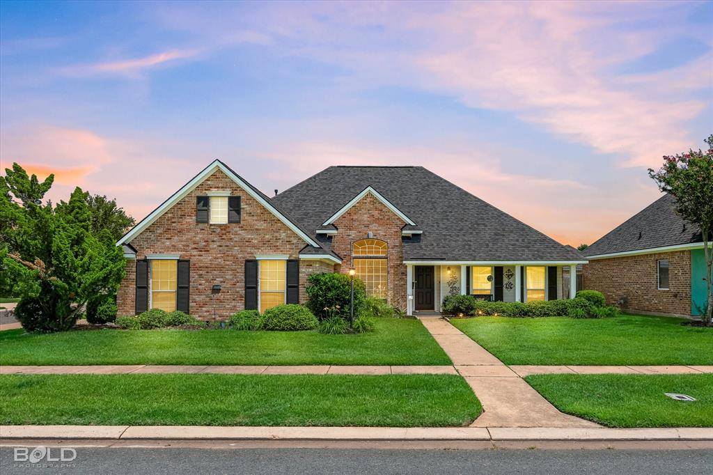 3301 Colonial Drive, Bossier City, LA 71111
