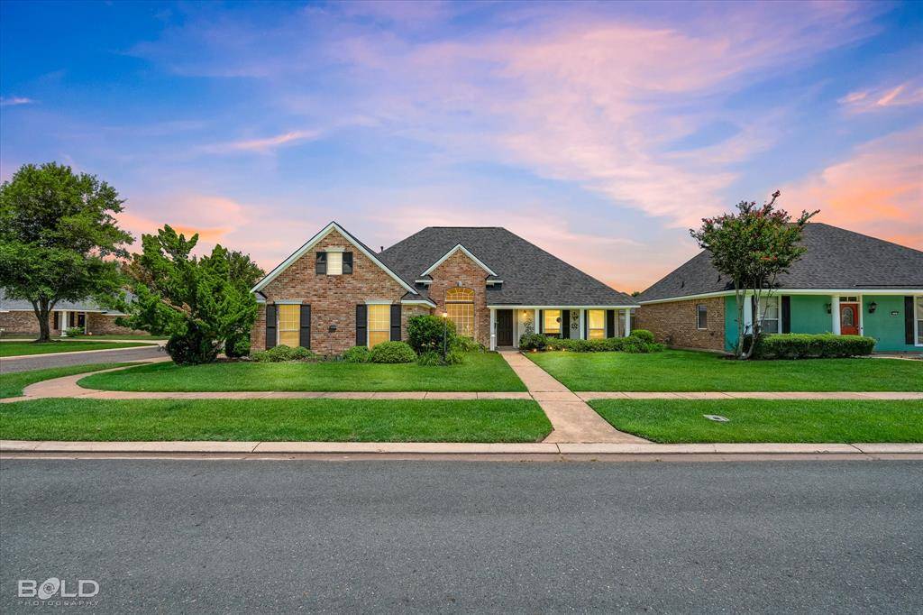 3301 Colonial Drive, Bossier City, LA 71111