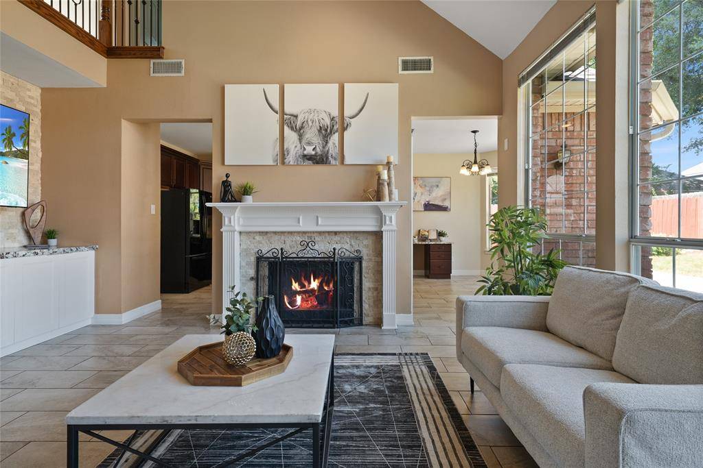 275 Meadowside Drive, Keller, TX 76248