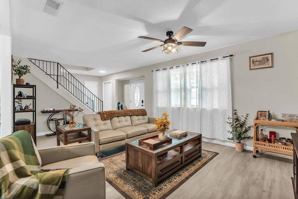 2416 Summer Place Drive, Irving, TX 75062