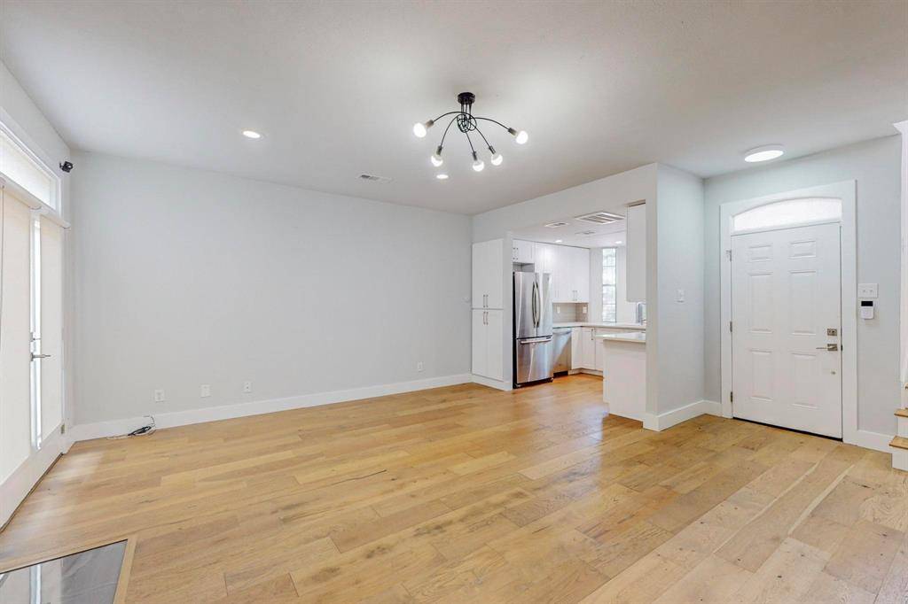 4307 Gilbert Avenue #306, Dallas, TX 75219