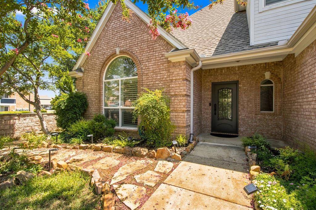 2620 Heather Brook Court, Bedford, TX 76021
