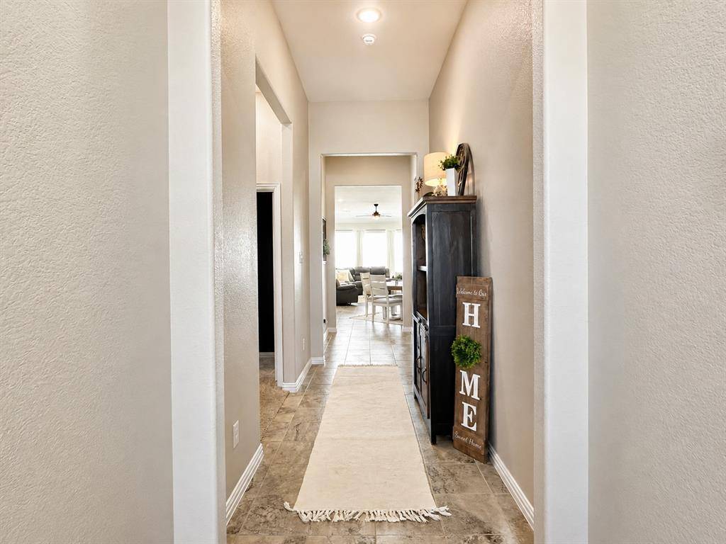 141 Trinity Street, Grandview, TX 76050