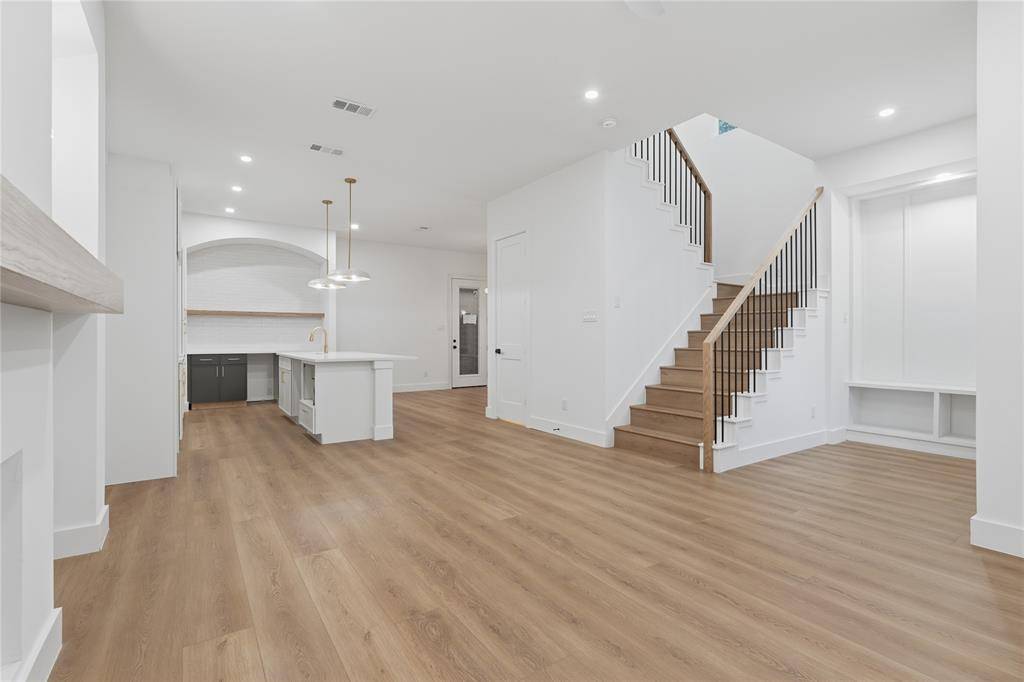 2906 Swanson Street, Dallas, TX 75210