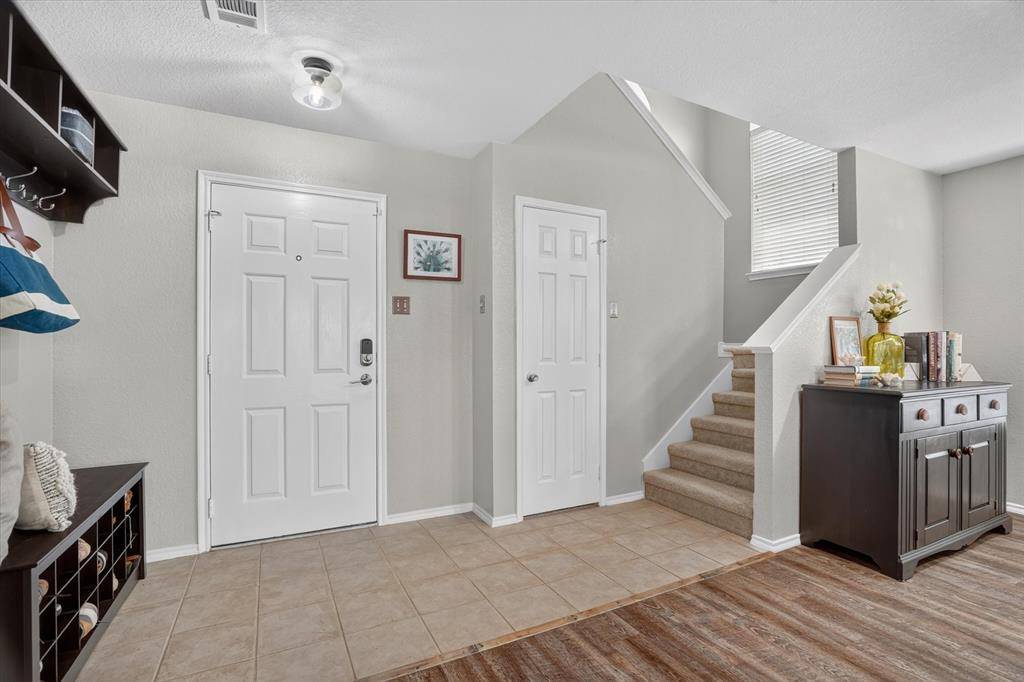 13825 High Mesa Road, Fort Worth, TX 76262