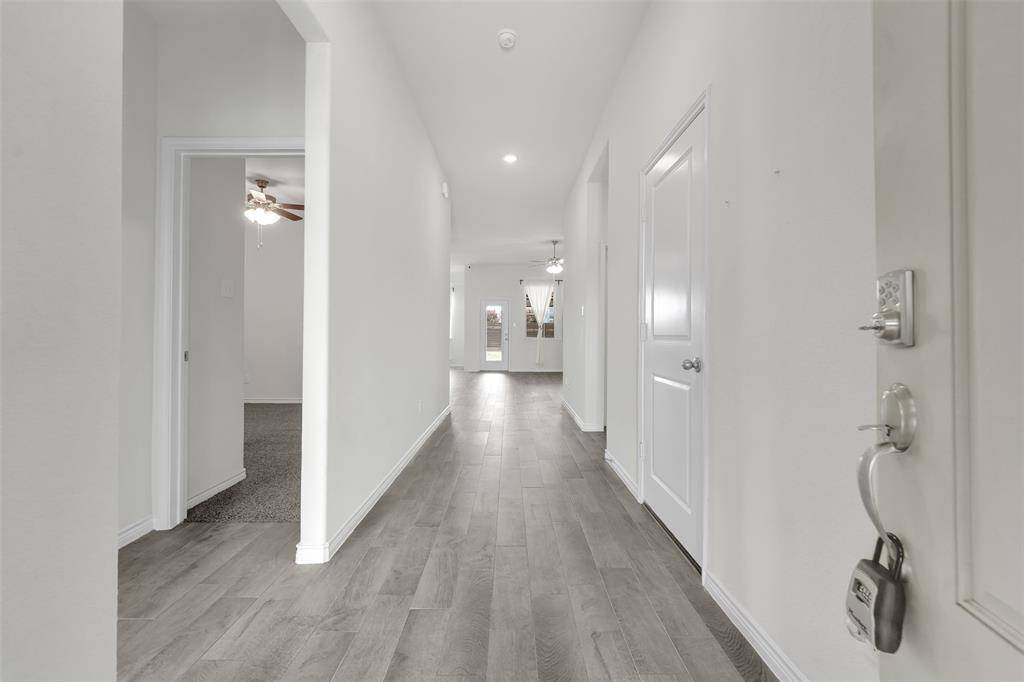 3303 Brady Starr Drive, Aubrey, TX 76227