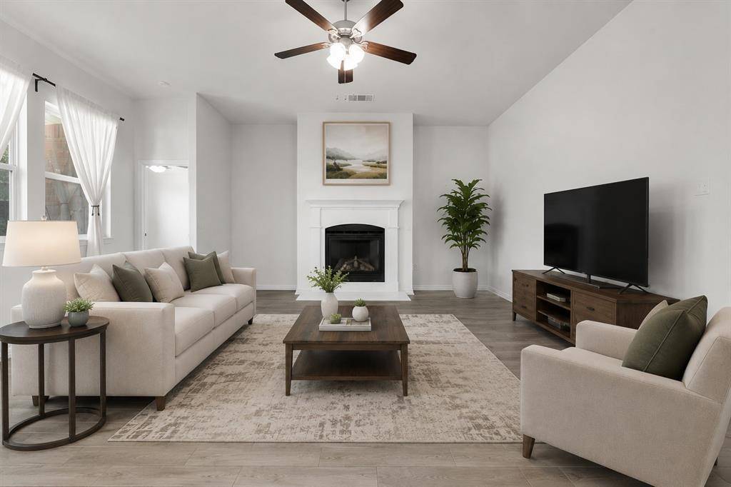 3303 Brady Starr Drive, Aubrey, TX 76227