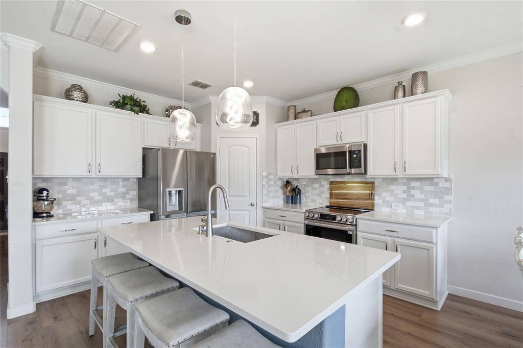 11512 Aquilla Drive, Frisco, TX 75036