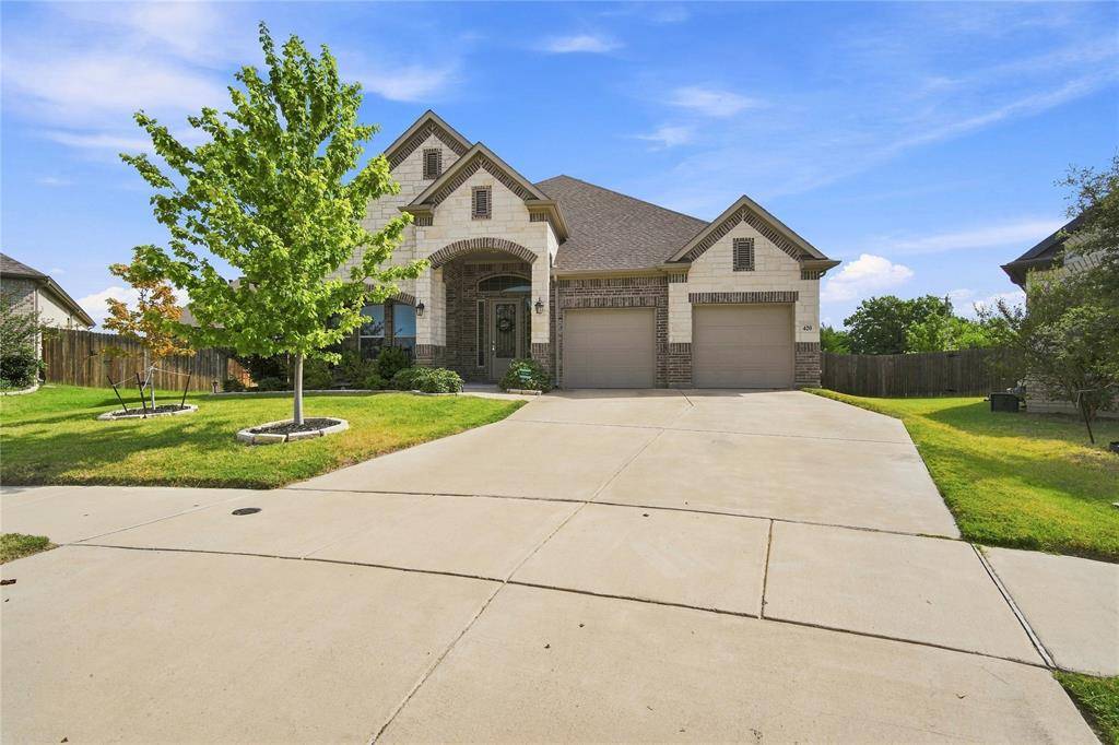 420 Wrangler Way, Waxahachie, TX 75167