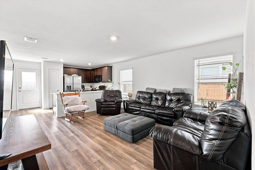 3948 Surrey Drive, Forney, TX 75126