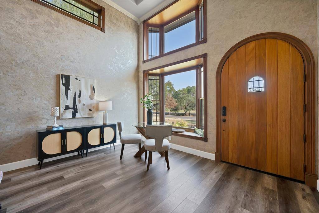 306 E Rochelle Boulevard, Irving, TX 75062