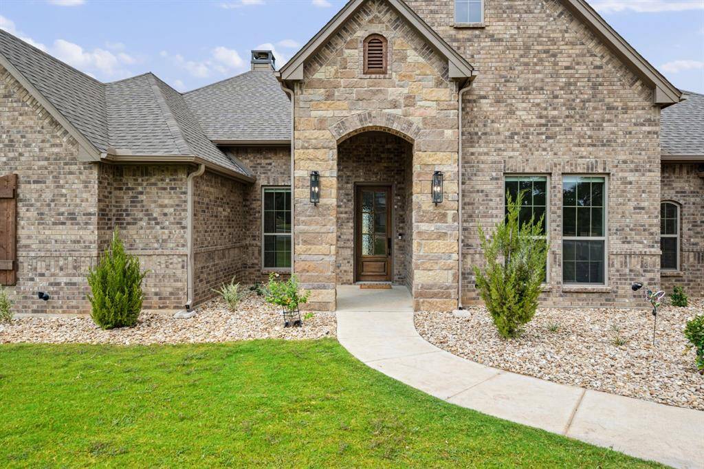 460 Royal Santana Run, Weatherford, TX 76087