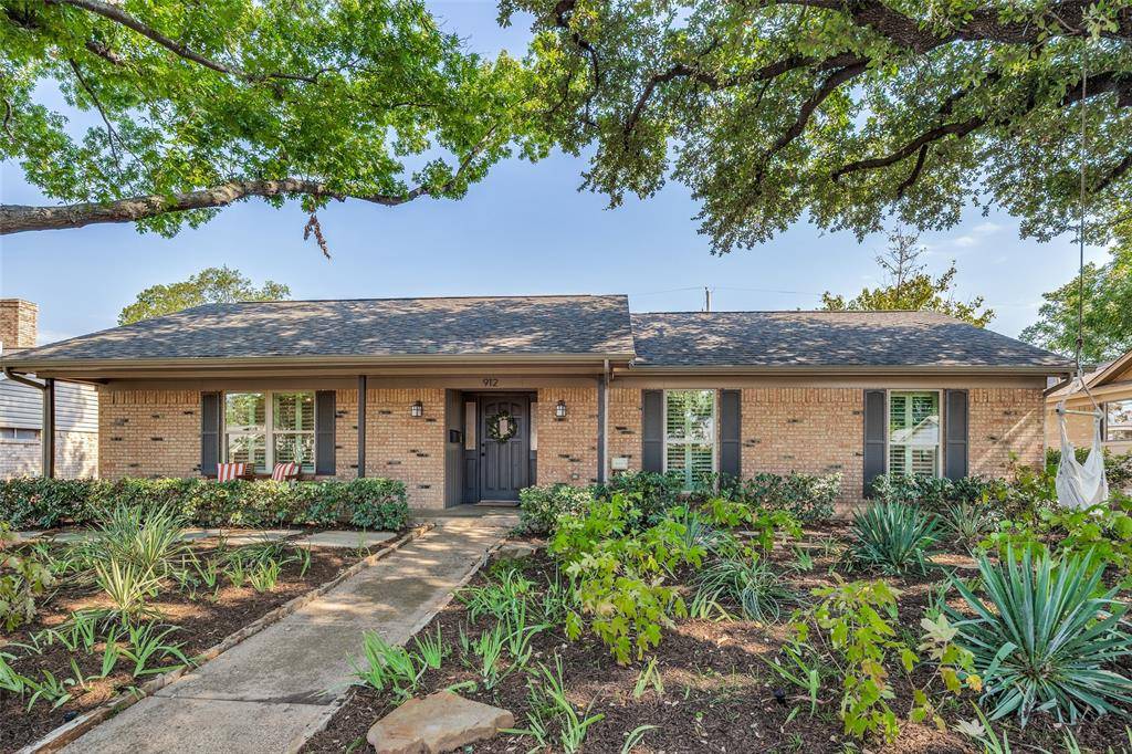 912 Vinecrest Lane, Richardson, TX 75080