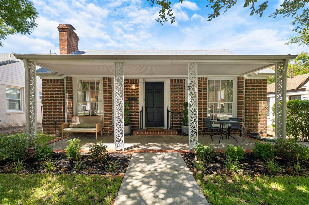 3208 W Biddison Street, Fort Worth, TX 76109
