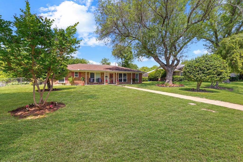 347 Merribrook Trail, Duncanville, TX 75116