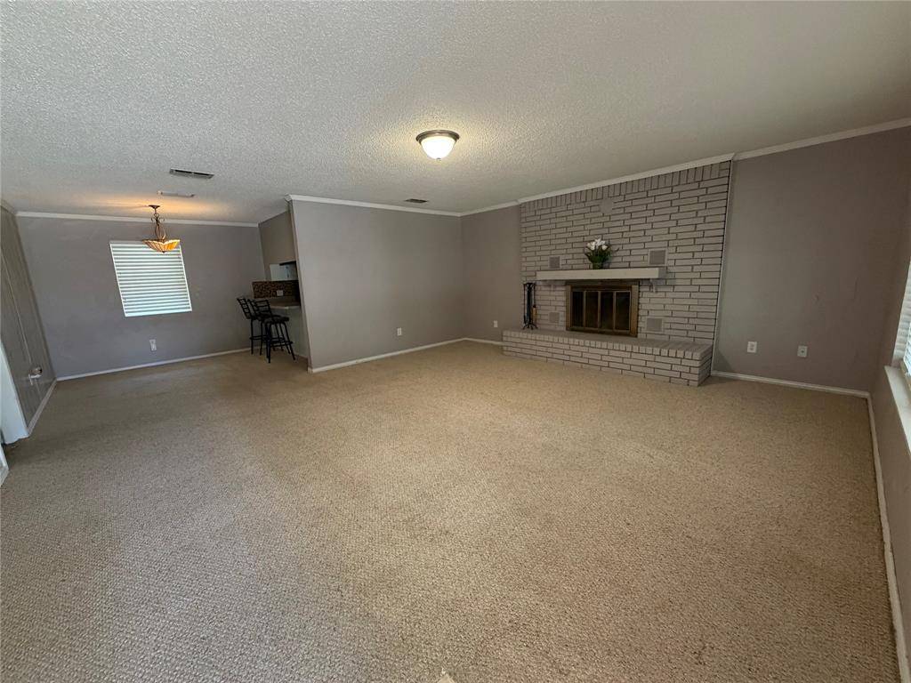 1209 Park Street N, Seymour, TX 76380