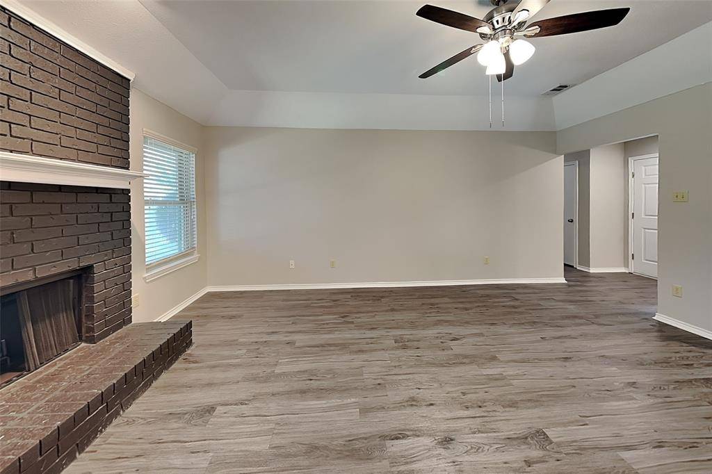 2613 Forestview Drive, Corinth, TX 76210