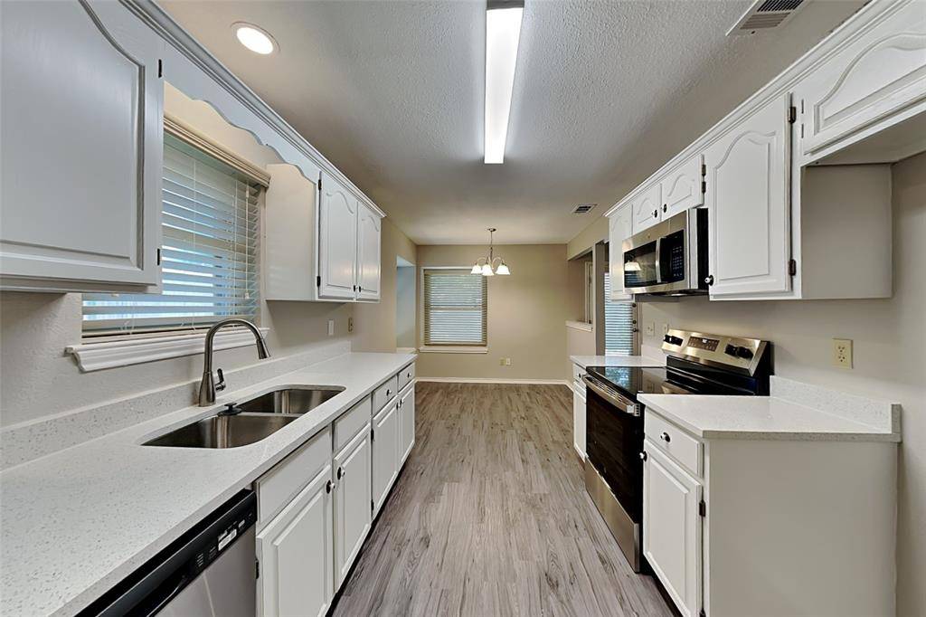 2613 Forestview Drive, Corinth, TX 76210