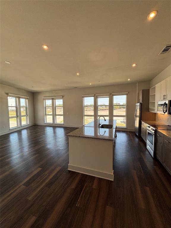 6303 Frisco Square Boulevard #240, Frisco, TX 75034