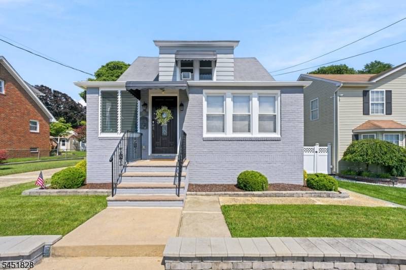 10 Krumb St, Sayreville Boro, NJ 08872