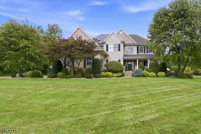 54 W Valley Brook Rd, Washington Twp., NJ 07853