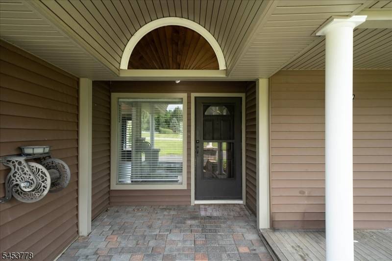 11 Summit Dr, Frankford Twp., NJ 07826