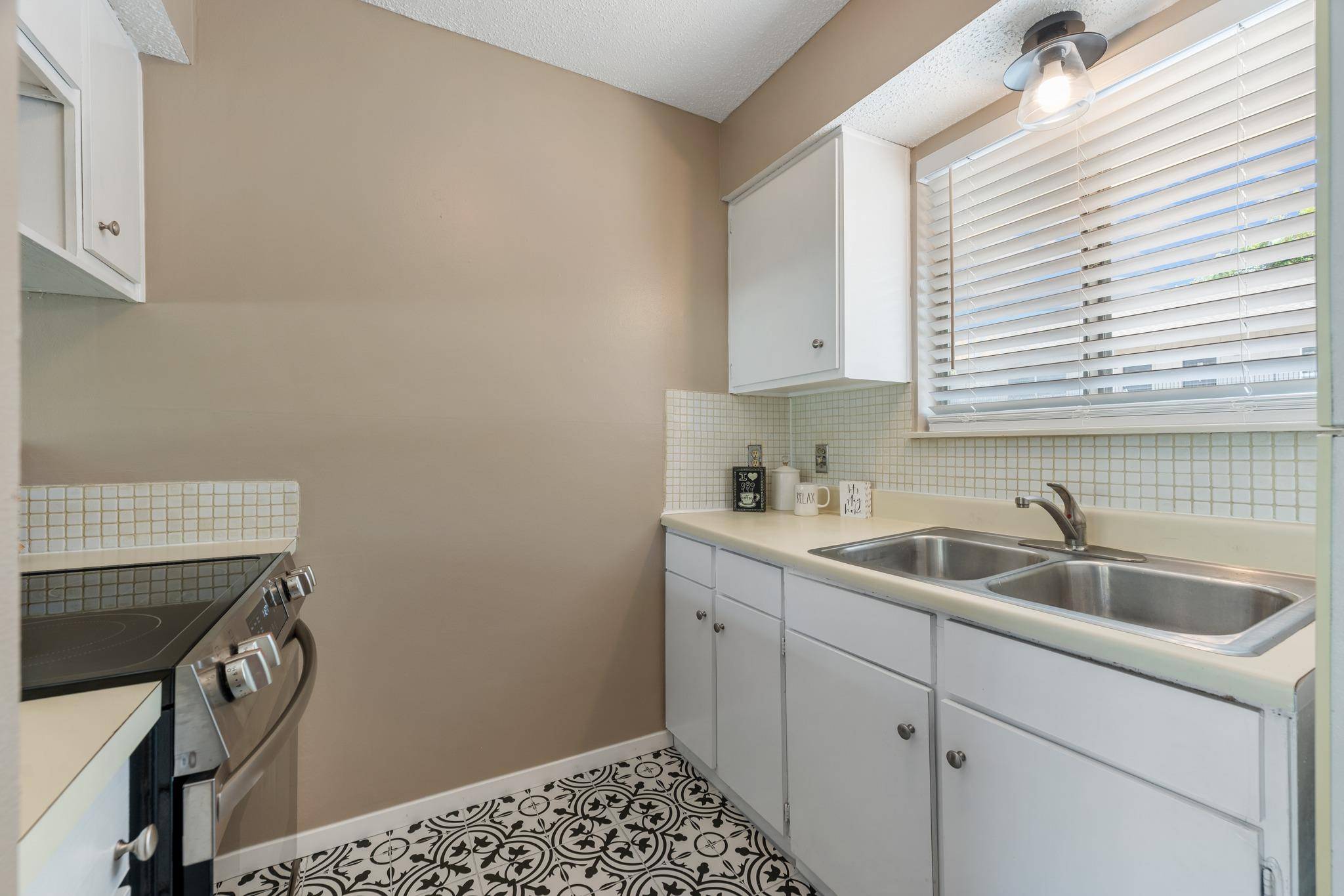 500 E Riverside DR #119, Austin, TX 78704