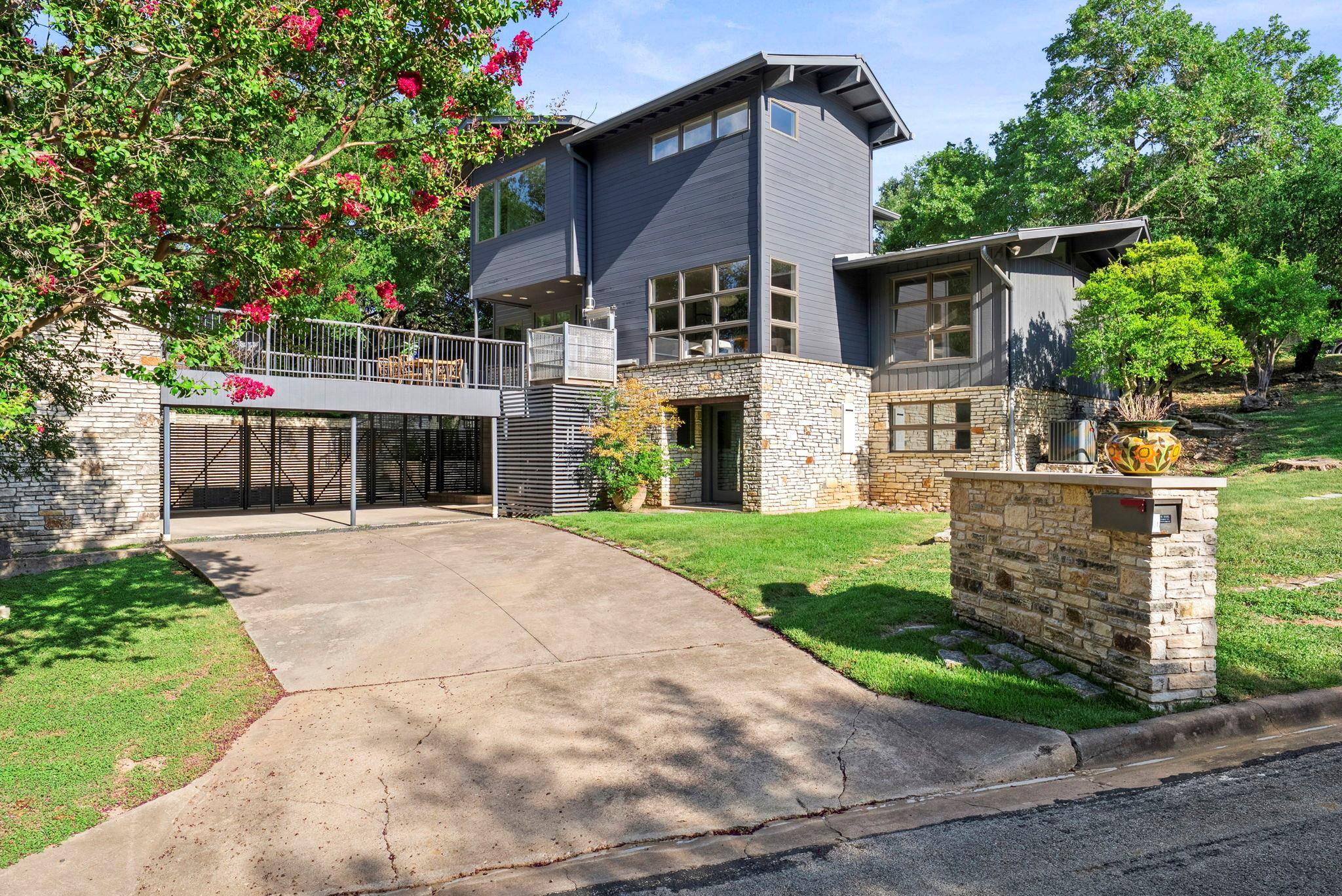 601 Westwood TER, Austin, TX 78746