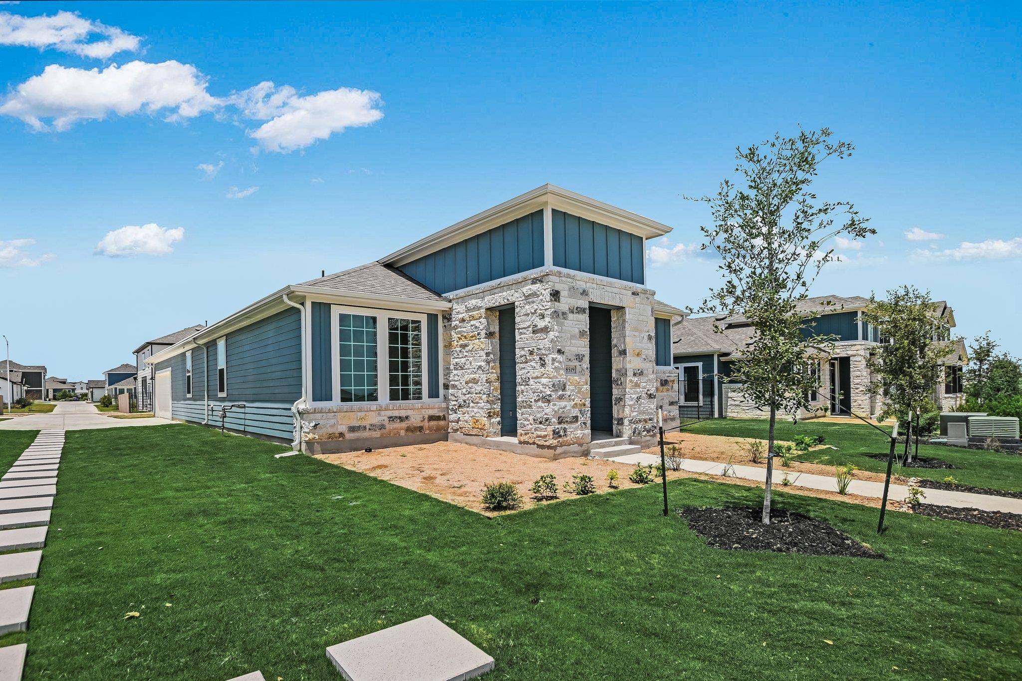 8519 Dongan DR, Austin, TX 78744