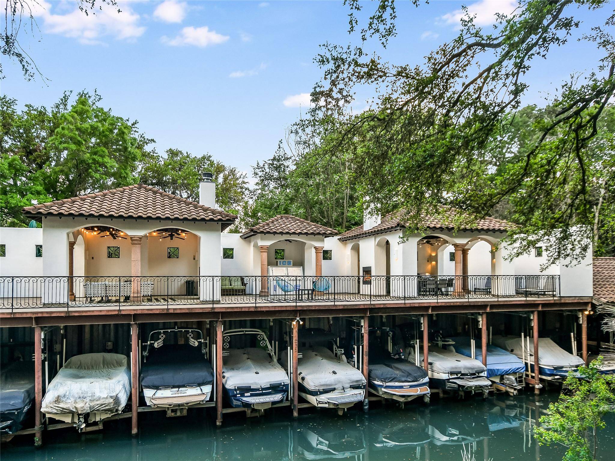 1910 Rue De St Tropez #4, Austin, TX 78746