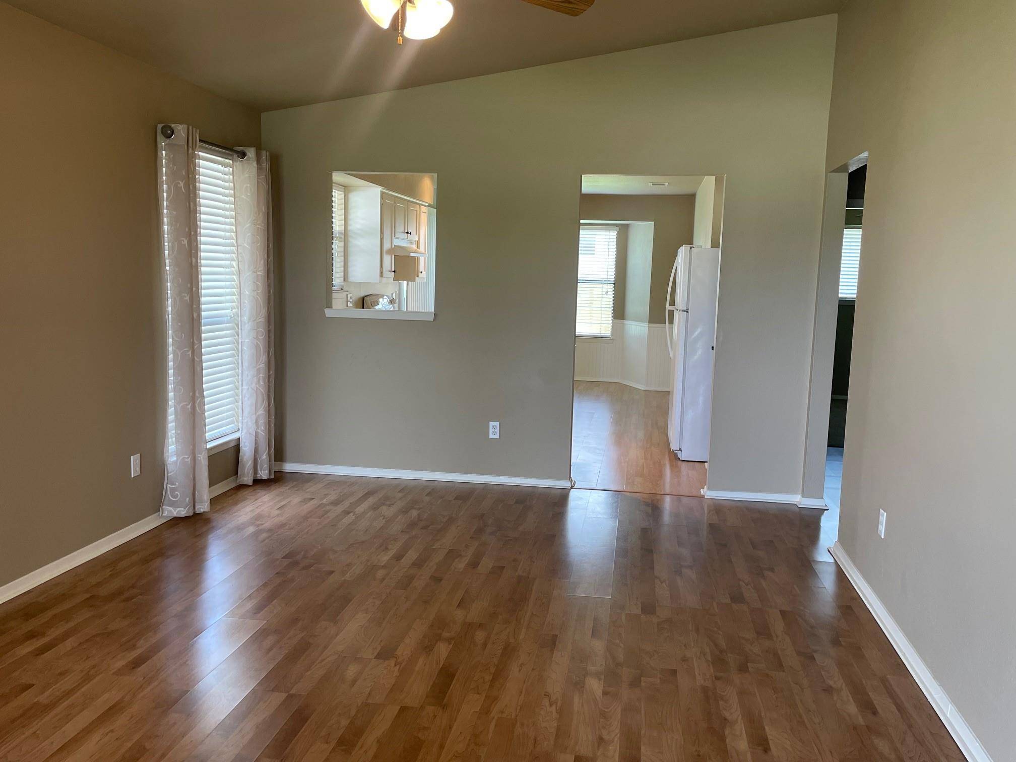 206 E Walter ST #A, Pflugerville, TX 78660