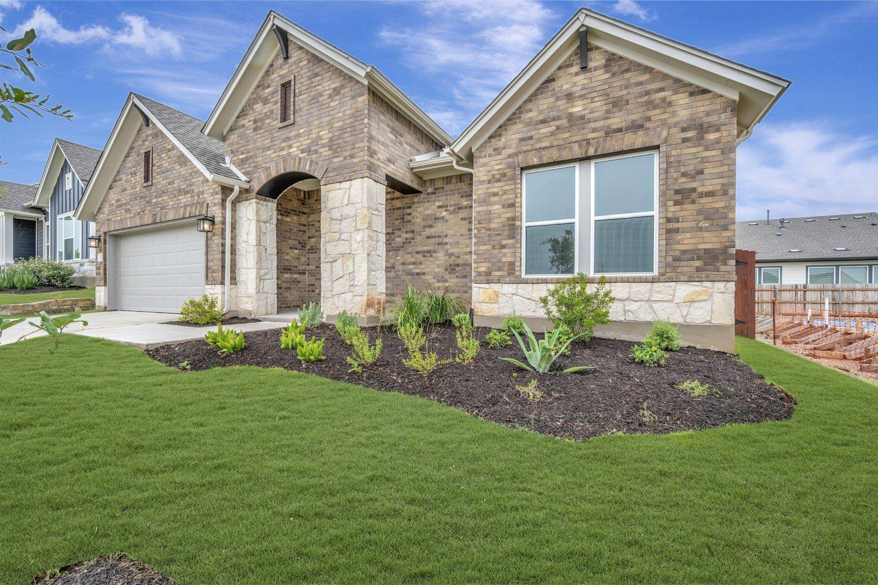 311 Flowering Senna DR, Buda, TX 78610