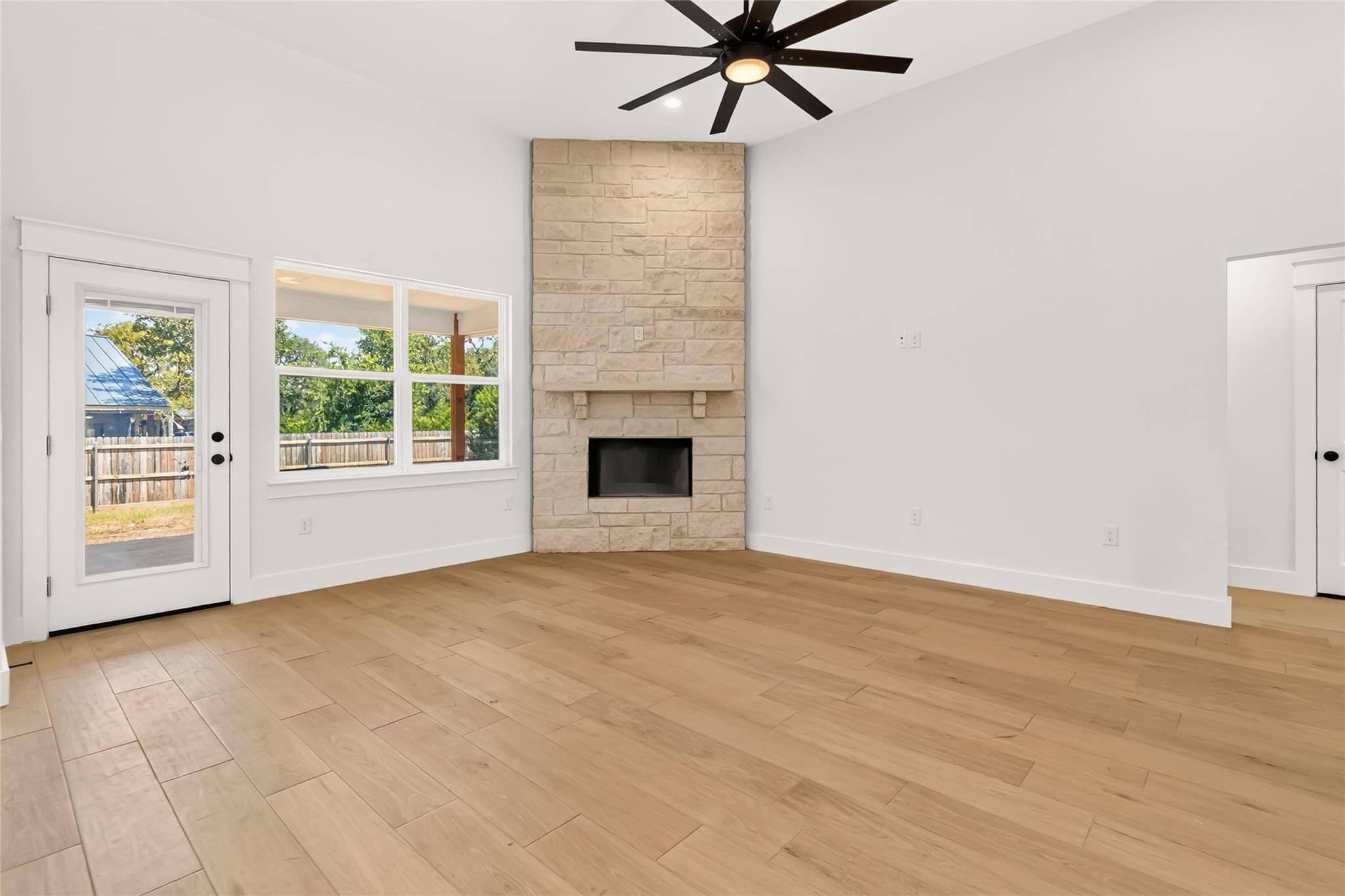 12 Summertime CIR, Wimberley, TX 78676
