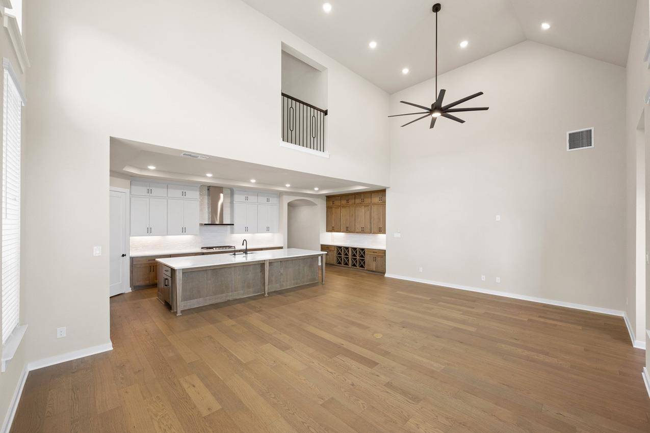 108 Ribera DR, Liberty Hill, TX 78642