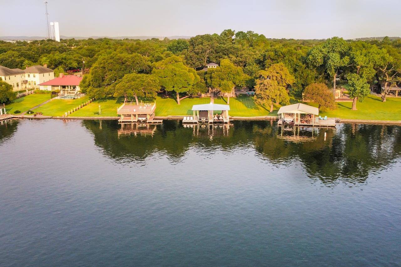 229 Elm Lodge DR, Kingsland, TX 78639