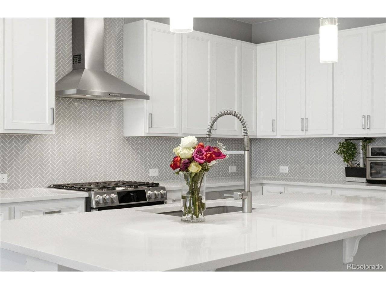 8948 Delacorte, Highlands Ranch, CO 80129
